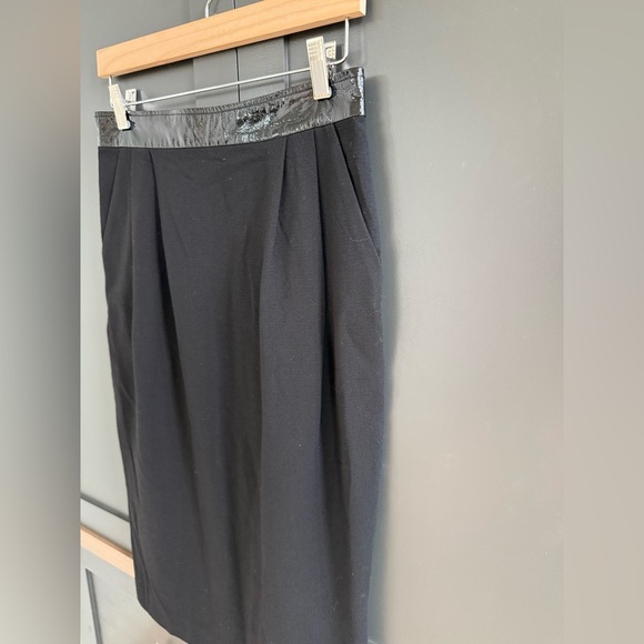 Dolce & Gabbana Wool Blend Skirt w/ Patent Trim • 44 - Picture 10 of 10